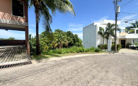 🏝 Espectacular lote en venta – A solo 3 minutos en Vehículo de Playa Blanca-Punta Leona-Precio:$265000-Código: 134009