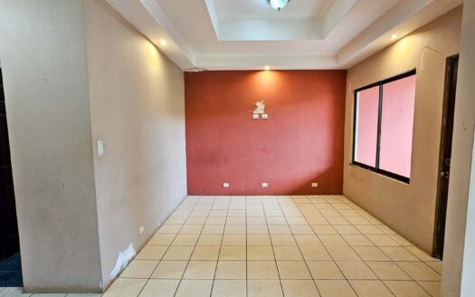 Remate Bancario!!! Casa de 1 planta Lote: 214.14   Constr.: 134.23 (3 hab, 2 baños, 2 parqueos) Cod. 135200