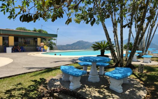 Espectacular Propiedad para Inversión en Paraiso de Cartago. Codigo 135480