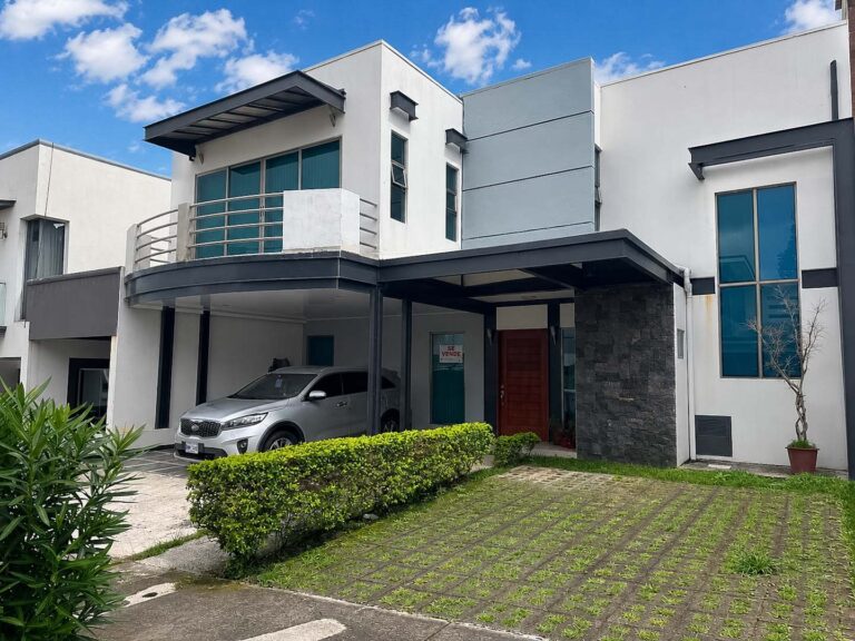 🏡 Venta de Casa en Condominio Génesis – San Rafael, Montes de Oca