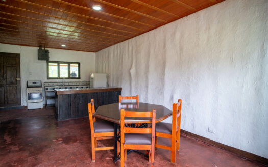 Espectacular Propiedad para Inversión en Paraiso de Cartago. Codigo 135480