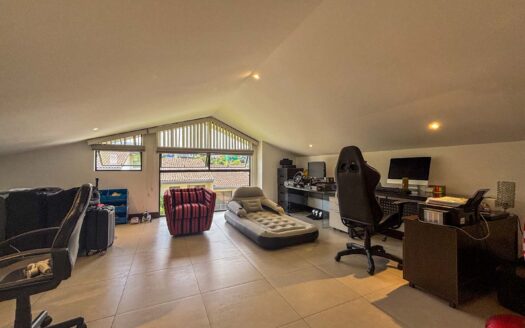 Venta de Casa Esquinera – Condominio La Estefana, San Rafael de Montes de Oca cod.135106