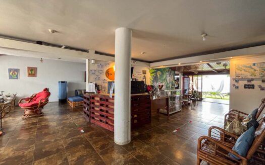 En venta – Propiedad y negocio en tipo Hostel en Francisco Peralta, San José cod.136060