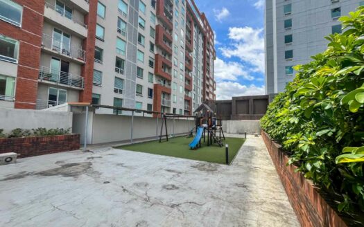 Apartamento en venta en Paseo Colón, Condominio 6-30, oportunidad de remate bancario COD#136188