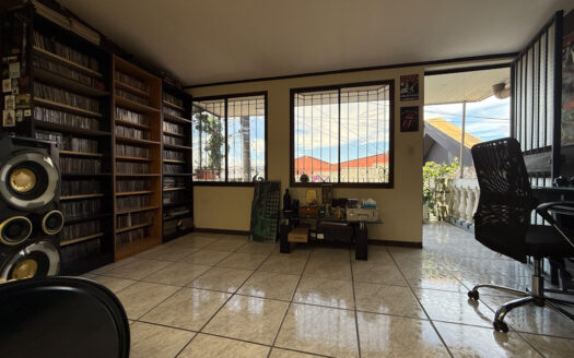 Hermosa Casa de 2 Plantas en Residencial con Seguridad y Acceso Controlado en Patalillo de Coronado COD 134877