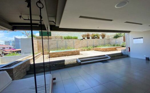 Apartamento en Venta en Rohrmoser Qbo Skyhomes con Vista Panorámica COD#136764