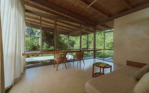 Luxury & Nature Combined – Modern Elegance with Pool & Panoramic Views COD:137311