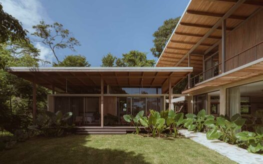 Luxury & Nature Combined – Modern Elegance with Pool & Panoramic Views COD:137311