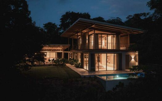 Luxury & Nature Combined – Modern Elegance with Pool & Panoramic Views COD:137311