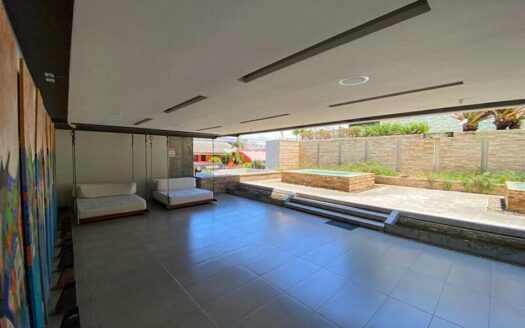 Apartamento en Venta en Rohrmoser Qbo Skyhomes con Vista Panorámica COD#136764