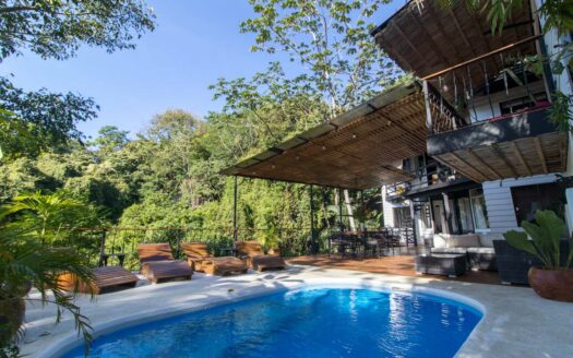 Boho-Style Home with Stunning Ocean View – 2 km from Santa Teresa COD: 137285