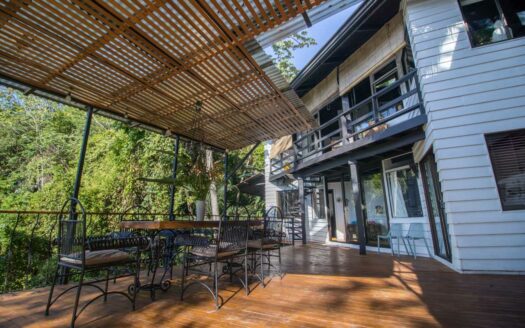 Boho-Style Home with Stunning Ocean View – 2 km from Santa Teresa COD: 137285