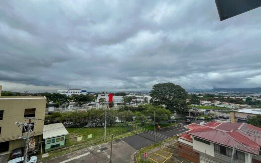 Apartamento en Venta en Rohrmoser Qbo Skyhomes con Vista Panorámica COD#136764