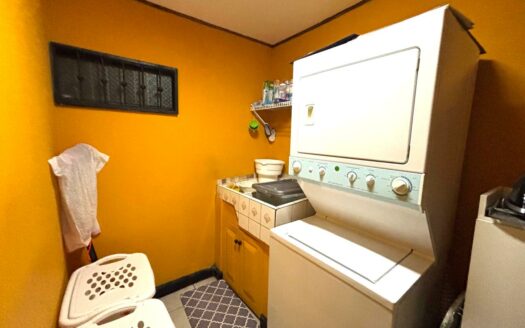 Casa en Venta en Santo Domingo, Condominio con Terraza y 5 Habitaciones, una de ellas en Planta Baja. Código 137539