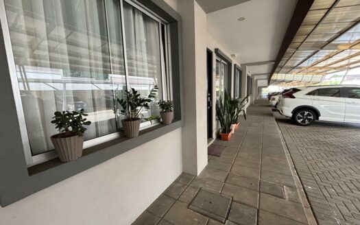 Apartamento en Venta en Planta Baja  en San Pablo de Heredia con Jardín Privado. Código 137727