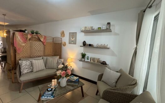 Apartamento en Venta en Planta Baja  en San Pablo de Heredia con Jardín Privado. Código 137727