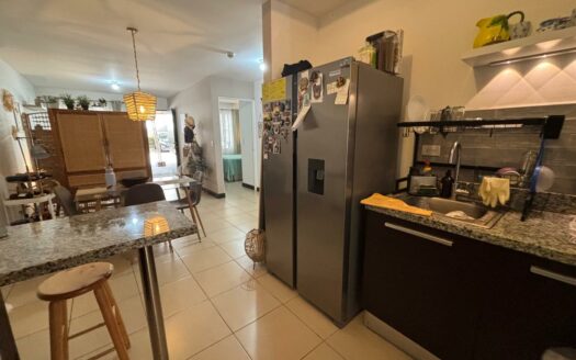 Apartamento en Venta en Planta Baja  en San Pablo de Heredia con Jardín Privado. Código 137727