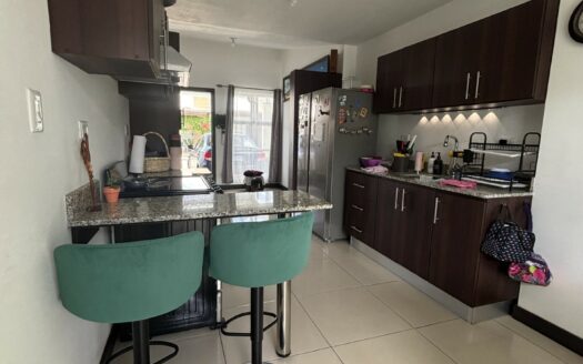 Linda Casa en venta en Cartago con todas las amenidades. Codigo 137106