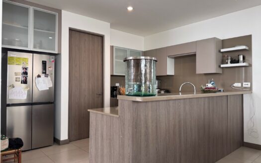 Guayabos de Curridabat: Casa en Condominio Prados del Este con 3 Habitaciones con 262 Metros de Construcción. #138987