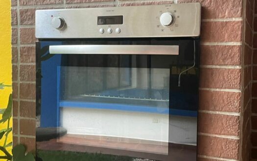 Preciosa y amplia Casa con apartamento independiente en Escazú a solo 800 m de Multiplaza Cód 138556