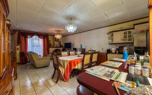 Casa en Venta en Montes de Oca, San Pedro – Amplio Terreno y Excelente Ubicación cod.139532