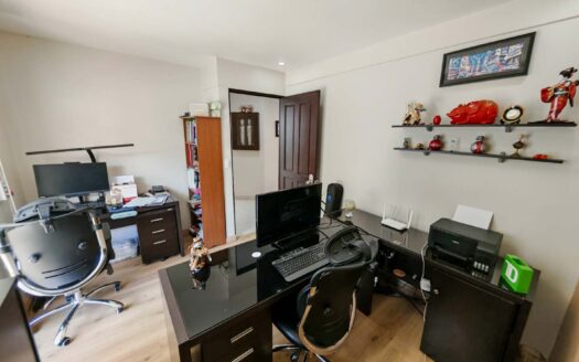 Casa en venta en Sabanilla, con ascensor y amplios espacios en condominio cod.139590