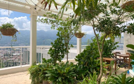 Apartamento tipo estudio en venta en La Sabana, SECRT — Amoblado y moderno COD#138529
