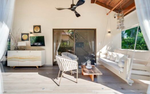 🌿 Villa Boutique en Potrero — 2 Habitaciones, 2 Baños | Amoblada y Renovada COD:139350