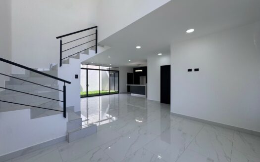 Tres Ríos: Casa a Estrenar en Condominio con 4 Habitaciones + 3 Baños Completos. #140533