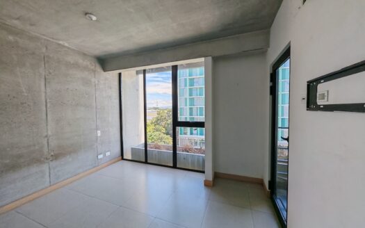 ¡OPORTUNIDAD: SE RECIBEN OFERTAS! Apartamento Adjudicado en Venta en Condominio Qalma, Conectividad Estratégica y Amenidades. COD. 140965