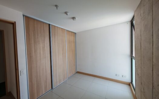 ¡OPORTUNIDAD: SE RECIBEN OFERTAS! Apartamento Adjudicado en Venta en Condominio Qalma, Conectividad Estratégica y Amenidades. COD. 140965