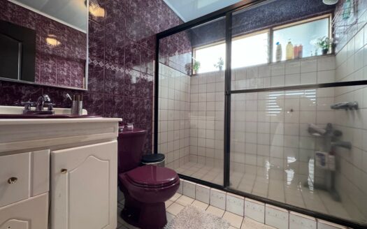 San Ramón de Tres Ríos: Hermosa Casa en Residencial Privado con 393 Metros de Lote. #140729