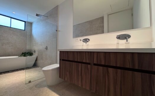 Tres Ríos: “Casa Bosque” 4 habitaciones con diseño innovador y privacidad #140063