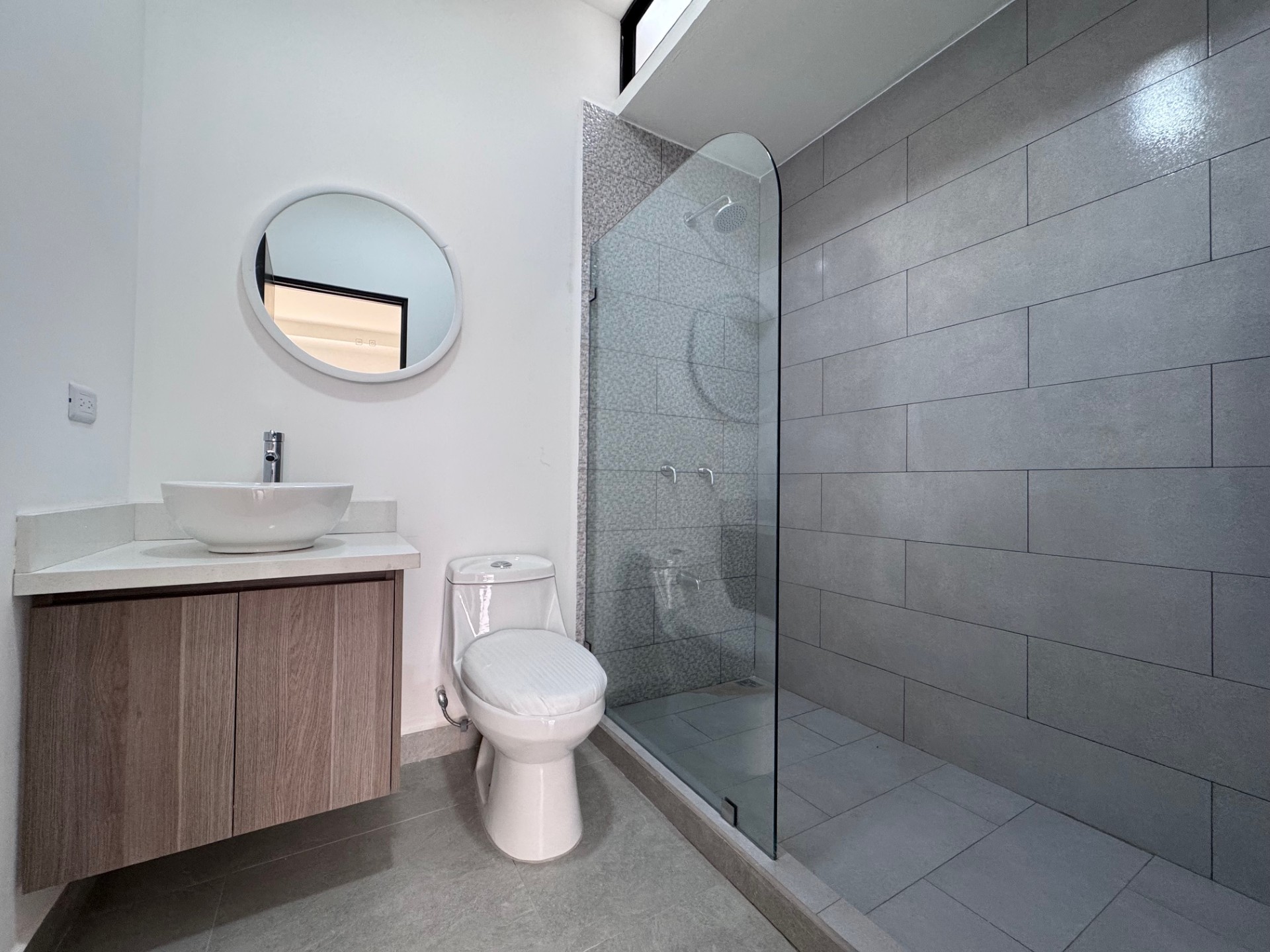 Tres Ríos: Estrene Casa en Condominio 100% Separada con Espectacular Vista. 3 Habitaciones + Oficina. Entrega Abril 2026. #140744