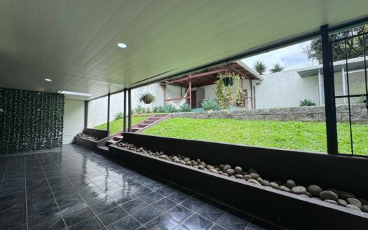 Tres Ríos: Casa en alquiler en Residencial Privado con 497 Metros de Lote.#140206