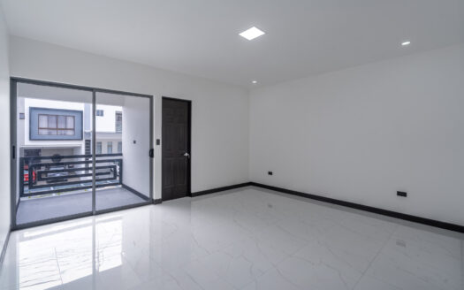 Tres Ríos: Estrene Casa en Condominio con Amplio Patio. Entrega Abril 2026. #141069