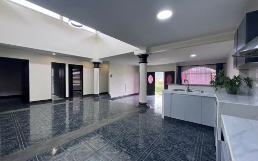 Tres Ríos: Casa en alquiler en Residencial Privado con 497 Metros de Lote.#140206