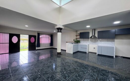 Tres Ríos: Casa en alquiler en Residencial Privado con 497 Metros de Lote.#140206