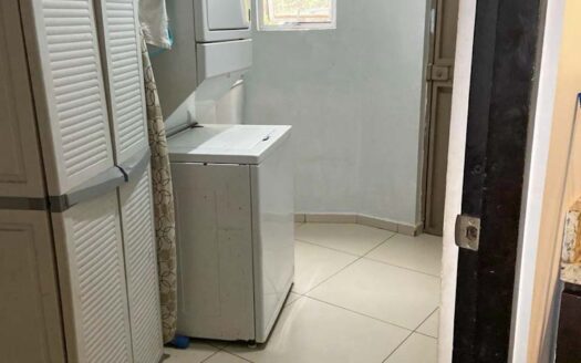 Venta de casa de 1 planta (Esquinera) en Condominio en Cariari (Lote: 245m2 / Const: 92m2) 2hab, 2 baños, 2 parqueos. Cod. 140777