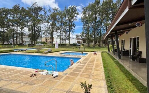 Condominio Arrabará: Venta de Lote en Paraíso de Cartago, Excelente Ubicación. Código 131999