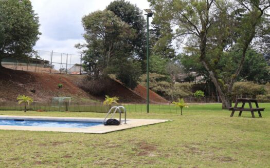 Condominio Arrabará: Venta de Lote en Paraíso de Cartago, Excelente Ubicación. Código 131999