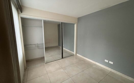 🏡 Remate Bancario. Casa en Venta en Ciudad Colón, en Condominio con Amenidades Premium. Cod. 140431