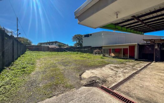 Local Comercial en Alquiler en Sabanilla con Amplio Parqueo y Excelente Exposición cod.140649