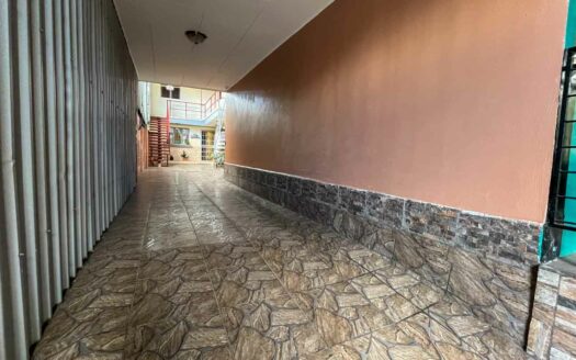 Propiedad mixta de 6 apartamentos en venta en San Rafael Abajo, ideal para inversión con buena rentabilidad COD#141130