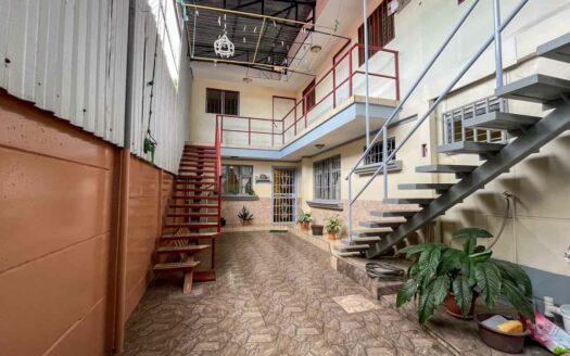 Propiedad mixta de 6 apartamentos en venta en San Rafael Abajo, ideal para inversión con buena rentabilidad COD#141130