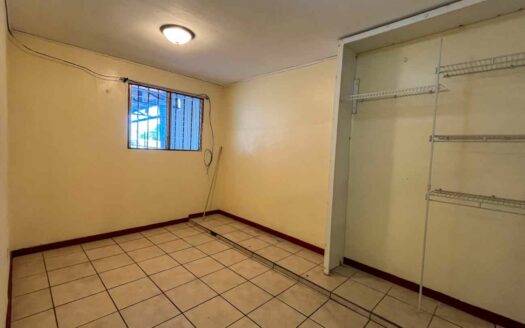 Propiedad mixta de 6 apartamentos en venta en San Rafael Abajo, ideal para inversión con buena rentabilidad COD#141130