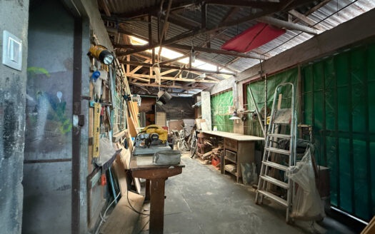 Oportunidad de Propiedad Comercial con Casa, 10 Apartamentos, Cancha de Fut5 y Local, en Llorente de Tibás COD 141181