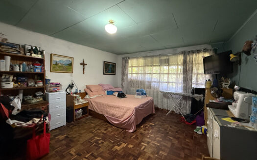 Oportunidad de Propiedad Comercial con Casa, 10 Apartamentos, Cancha de Fut5 y Local, en Llorente de Tibás COD 141181