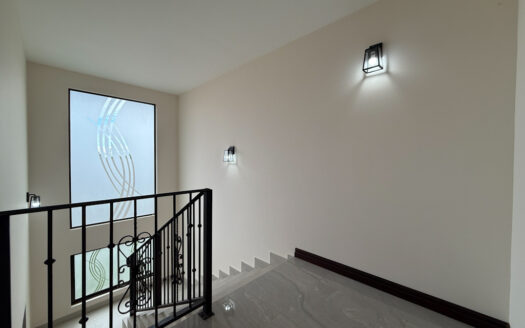 Hermosa Casa Para Estrenar, de 2 Plantas y con Finos y Modernos Acabados, en Condominio en Patalillo de Coronado COD 140369