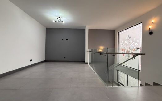 Casa para Estrenar, de 2 Plantas, Moderna y Llena de Luz Natural, en Condominio, Patalillo de Coronado COD 140331